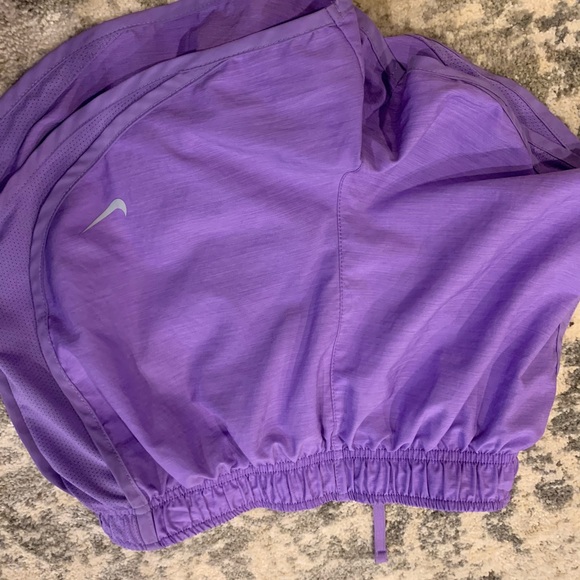 nike shorts - Picture 1 of 2